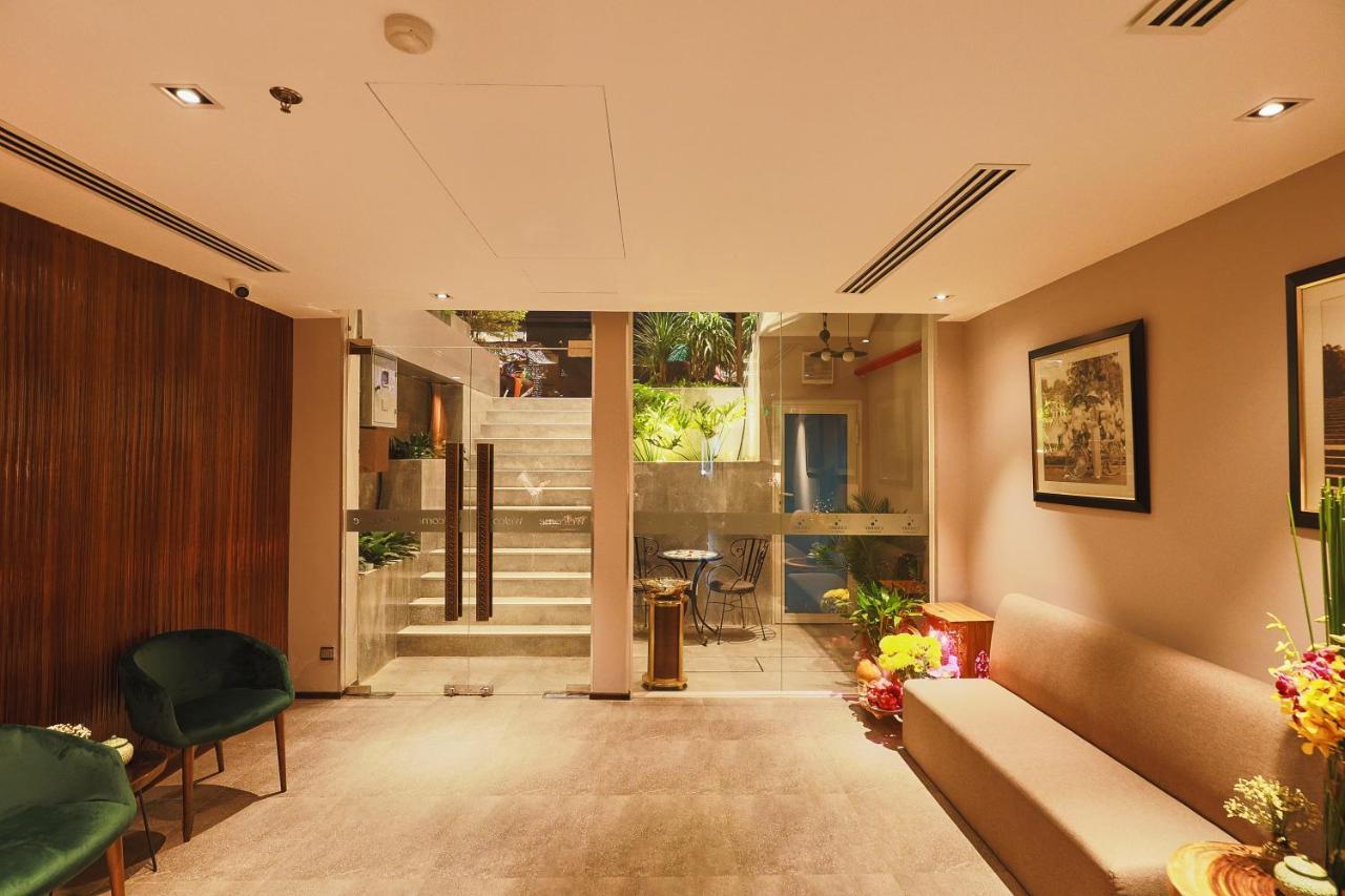 Cherry Boutique 3*